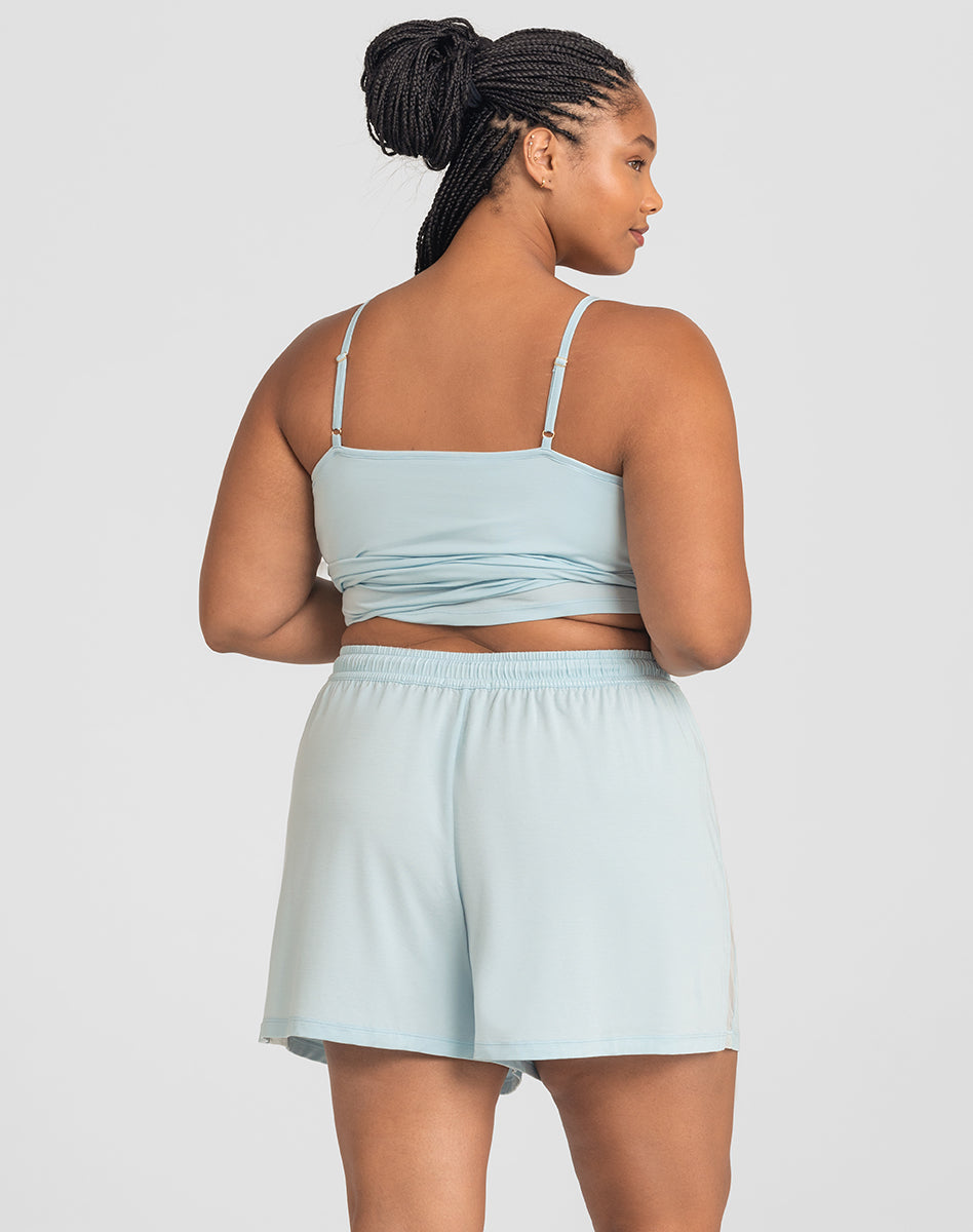 BlissWearShort-Model-Glacier-1X-Anita-Back.jpg