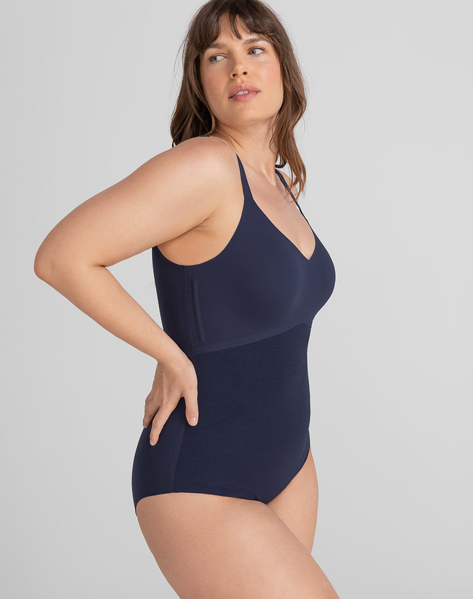 CamiBodysuit-Model-Navy-XL-Macara-Side.jpg