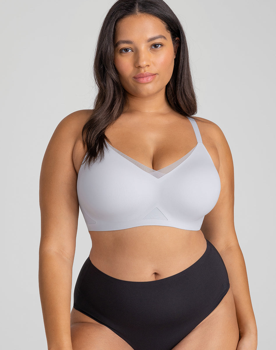 CrossOverBra-Model-Mist-XL-Hayley-Front.jpg