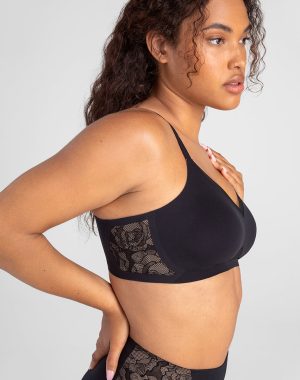 CrossOver Lace Bra