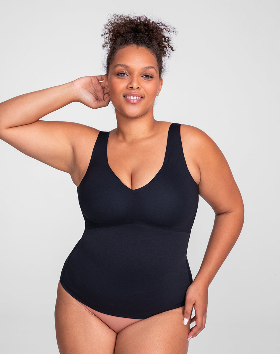 LiftWearTank-Model-Vamp-XL-Larissa-Front.jpg