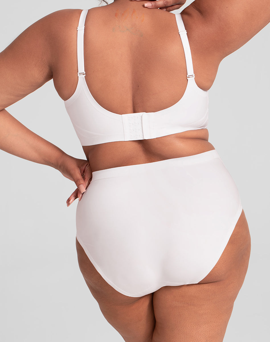 Silhouette_Brief-Model-Astral-XL-Courtney-Back.jpg