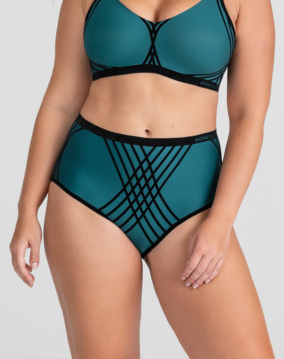 Silhouette_Brief-Model-Deep_Aqua-L-McCallah-Front.jpg